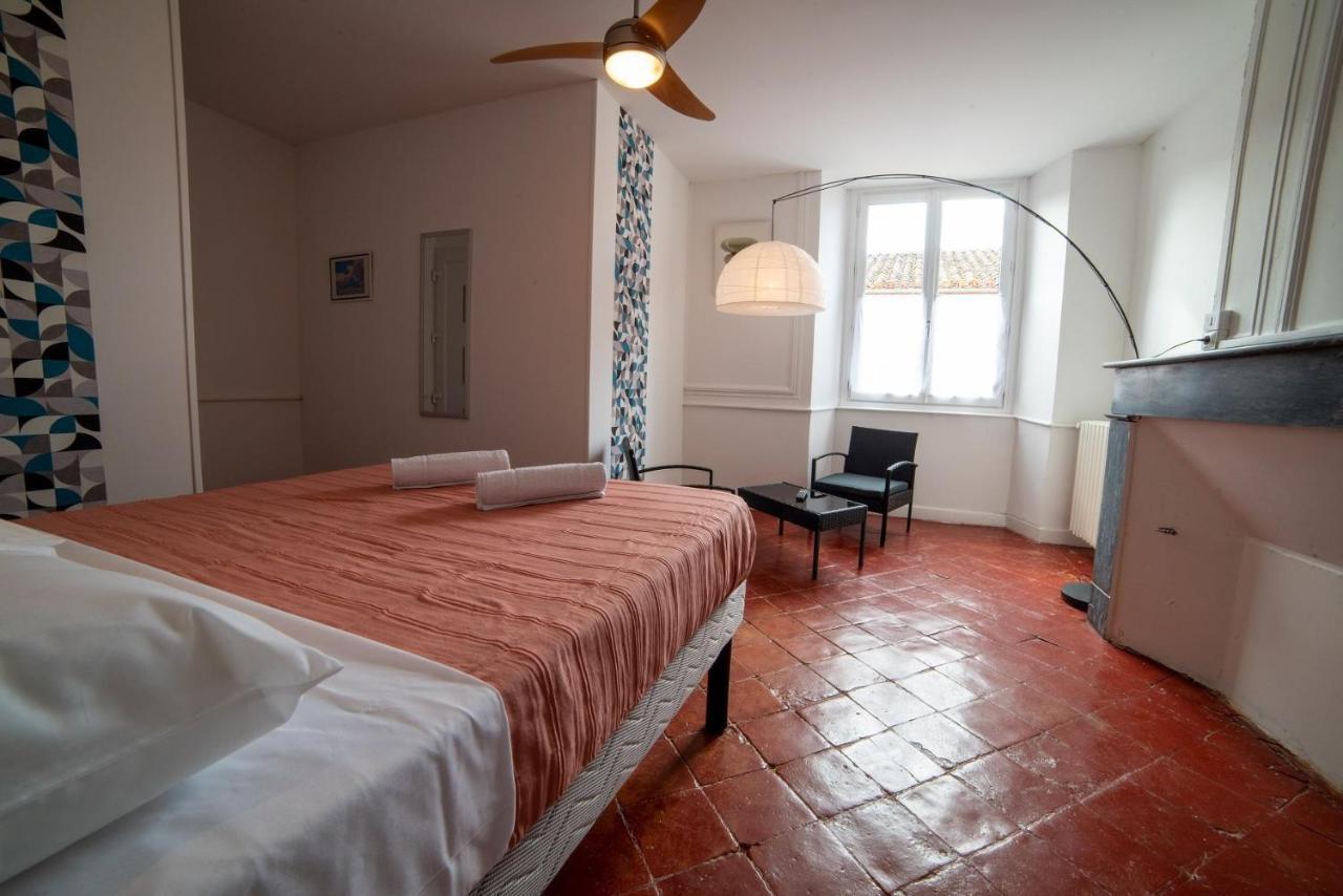 Etape Gimontoise 32 "Chambre Tout Confort" Luaran gambar